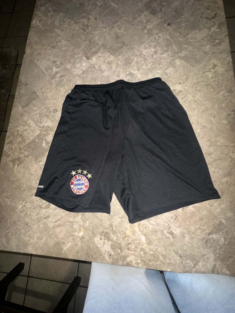 Adidas FC Bayern Munich 2016/17 Youth Soccer Shorts XL
